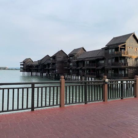 Langkawi Lagoon Resort Water Chalet Pantai Cenang  Esterno foto