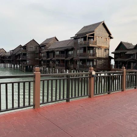 Langkawi Lagoon Resort Water Chalet Pantai Cenang  Esterno foto